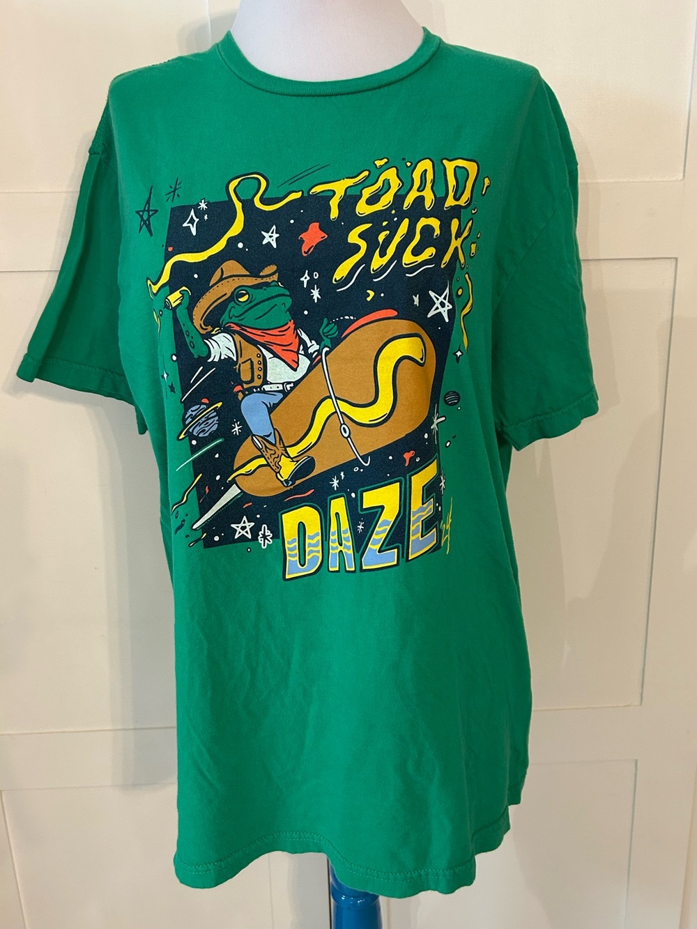 🐸Gildan Green 'Toad Suck Daze' Graphic Short-Sleeve Tee L